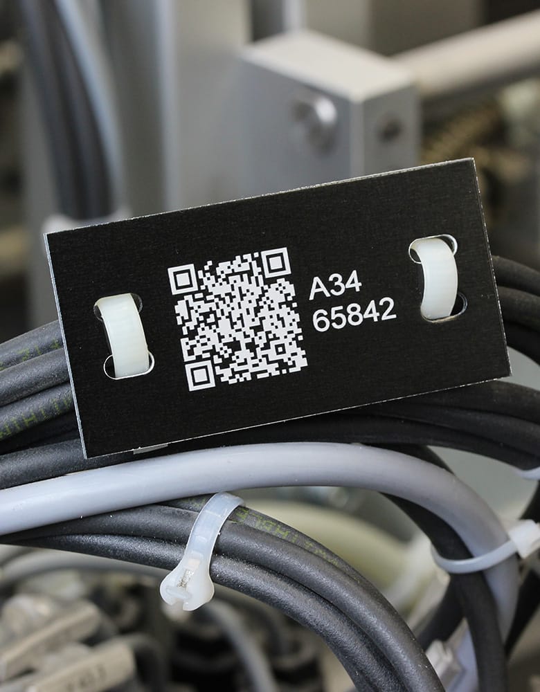 Kabelschilder zur Kennzeichnung technischer Systeme